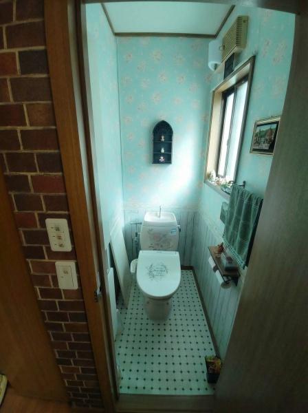 ��t�������s�Ɠ��̒��È�ˌ��Ẵg�C��