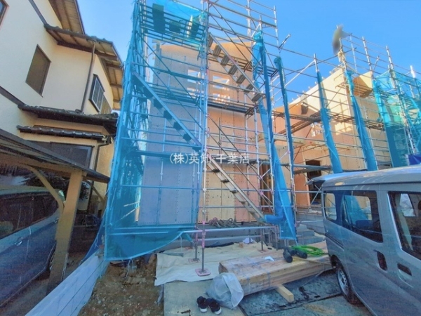 ��t���l�X���s���n�̐V�z��ˌ��Ă̌��n�O�ώʐ^