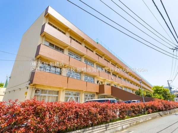 ��t���D���s�C�_3���ڂ̐V�z��ˌ��Ă̎��ӊ�