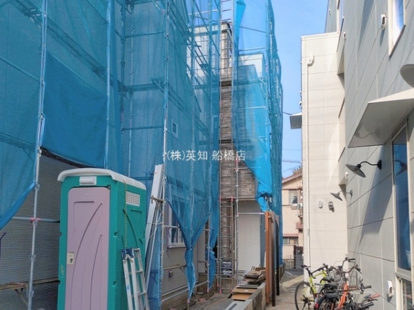 ��t���D���s�C�_3���ڂ̐V�z��ˌ��Ă̂��̑����n