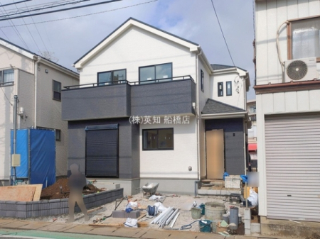 ��t���D���s�匊��1���ڂ̐V�z��ˌ��Ă̌��n�O�ώʐ^