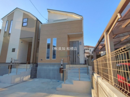 ��t���D���s�V����6���ڂ̐V�z��ˌ��Ă̌��n�O�ώʐ^