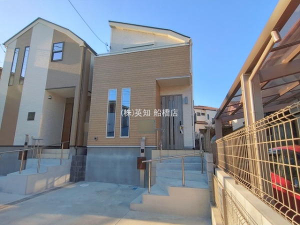 ��t���D���s�V����6���ڂ̐V�z��ˌ��Ă̌��n�O�ώʐ^