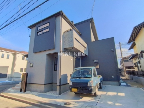 ��t���D���s�����3���ڂ̐V�z��ˌ��Ă̌��n�O�ώʐ^