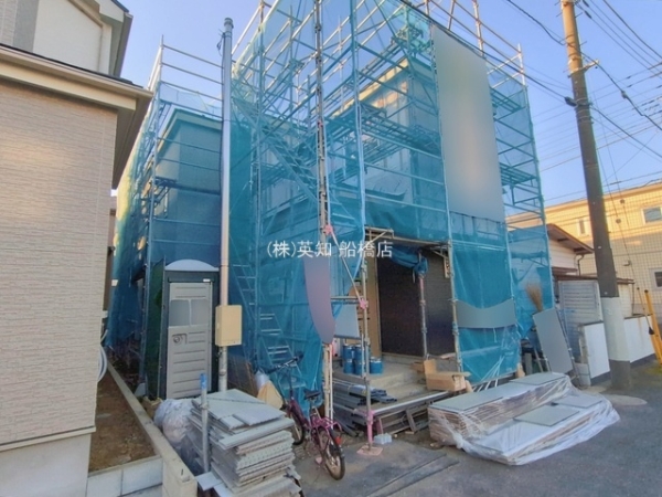 ��t���D���s�K�u���4���ڂ̐V�z��ˌ��Ă̌��n�O�ώʐ^