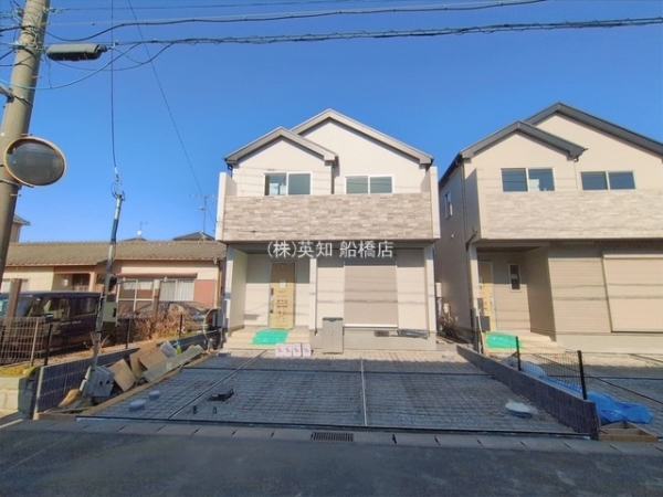 ��t���K�u��s����3���ڂ̐V�z��ˌ��Ă̂��̑����n