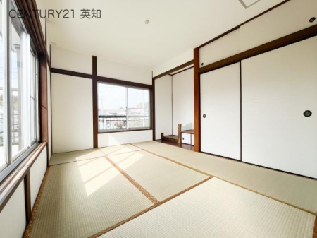 ��t����t�s��t���C���̒��È�ˌ��Ă̘a��