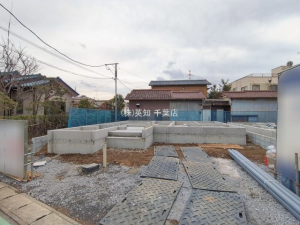 ��t����t�s������h��3���ڂ̐V�z��ˌ��Ă̌��n�O�ώʐ^