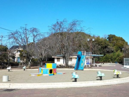 ��t���l�X���s�r��2���ڂ̒��È�ˌ��Ă̎��ӊ�