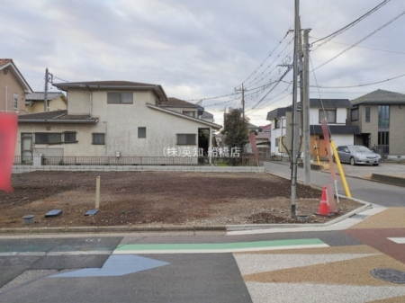 ��t���D���s�K�u���8���ڂ̐V�z��ˌ��Ă̂��̑����n