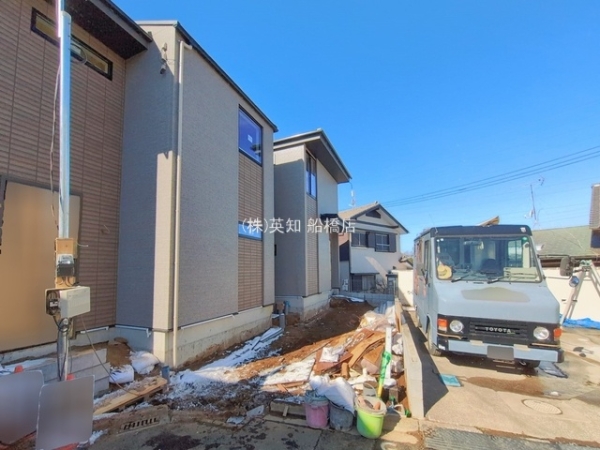 ��t���D���s�Č���3���ڂ̐V�z��ˌ��Ă̂��̑����n