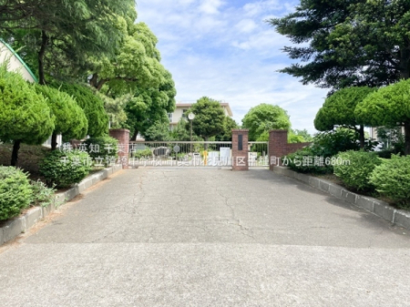 ��t����t�s�Ԍ�����풬�̒��È�ˌ��Ă̎��ӊ�