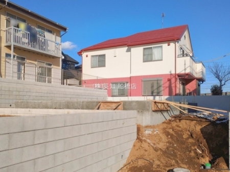 ��t���K�u��s���K�u��8���ڂ̐V�z��ˌ��Ă̌��n�O�ώʐ^