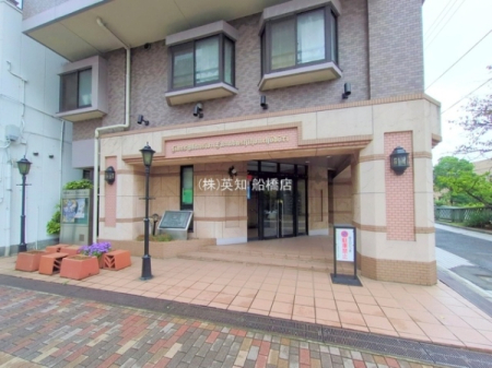 ��t���D���s�{��4���ڂ̒��Ã}���V�����̃G���g�����X