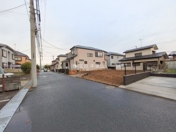 ��t�������s��a�c�̓y�n�̑O�ʓ��H�܂ތ��n�ʐ^