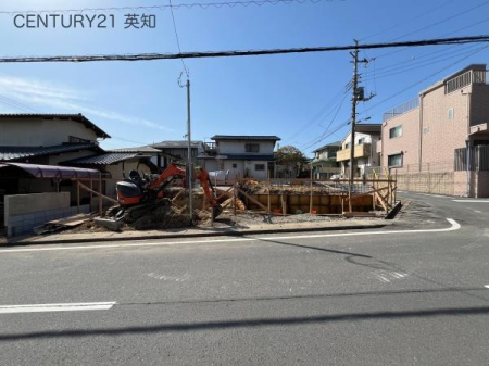 ��t�����q�s����̐V�z��ˌ��Ă̌��n�O�ώʐ^