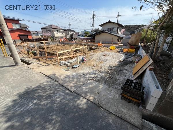 ��t�����q�s����̐V�z��ˌ��Ă̂��̑����n