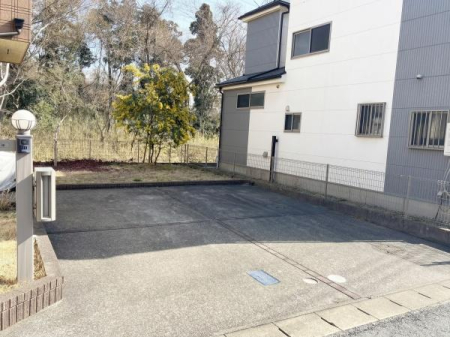 ��t����t�s��t�揬�q�� 1328-16�̒��È�ˌ��Ă̒��ԏ�