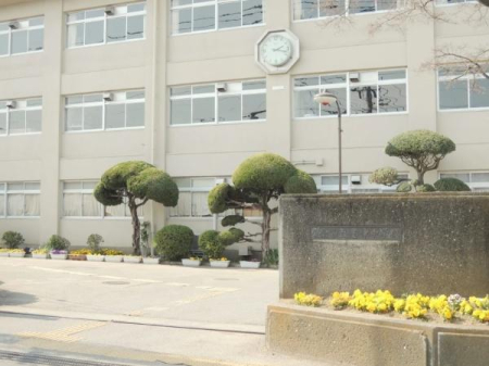 ��t�����q�s����̐V�z��ˌ��Ă̎��ӊ�