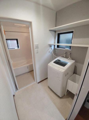 ��t����t�s��t��L��2���ڂ̒��È�ˌ��Ă̗���