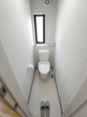 ��t����t�s��t��L��2���ڂ̒��È�ˌ��Ẵg�C��