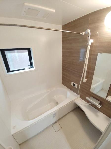 ��t����t�s��t��L��2���ڂ̒��È�ˌ��Ă̗���