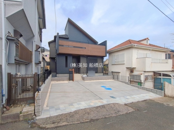 ��t�����P�J�s�쏉�x4���ڂ̐V�z��ˌ��Ă̂��̑����n