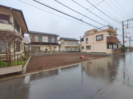 ��t���D���s�؈䒬�̐V�z��ˌ��Ă̌��n�O�ώʐ^