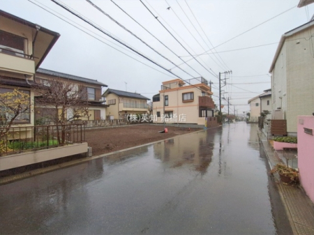 ��t���D���s�؈䒬�̐V�z��ˌ��Ă̑O�ʓ��H�܂ތ��n�ʐ^