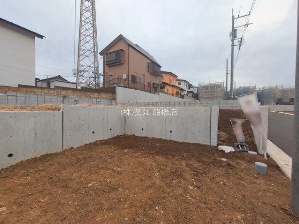 ��t���K�u��s����6���ڂ̐V�z��ˌ��Ă̂��̑����n