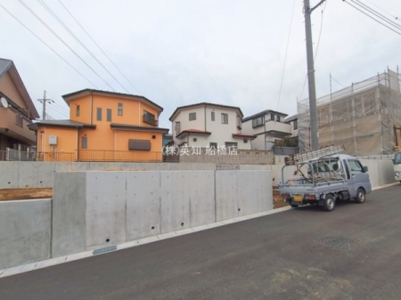 ��t���K�u��s����6���ڂ̐V�z��ˌ��Ă̂��̑����n