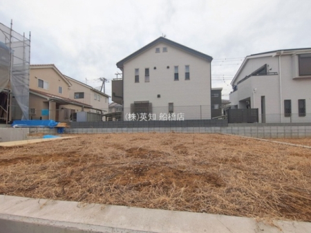 ��t���K�u��s����6���ڂ̐V�z��ˌ��Ă̂��̑����n