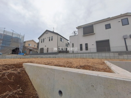 ��t���K�u��s����6���ڂ̐V�z��ˌ��Ă̂��̑����n