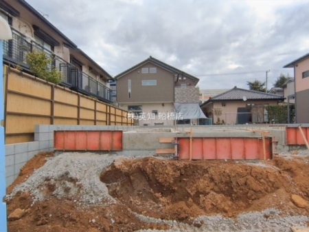 ��t���D���s�K�u���5���ڂ̐V�z��ˌ��Ă̌��n�O�ώʐ^