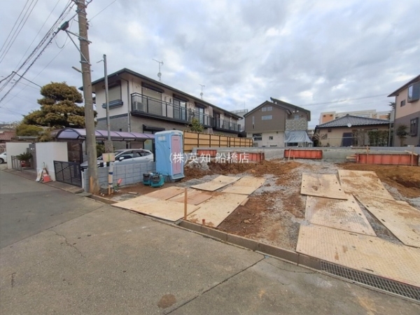 ��t���D���s�K�u���5���ڂ̐V�z��ˌ��Ă̂��̑����n