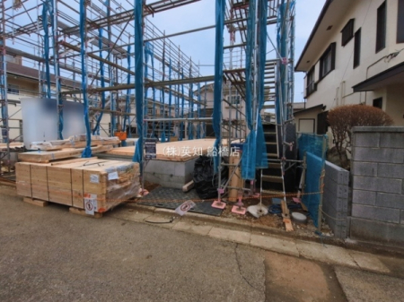 ��t���K�u��s���K�u��5���ڂ̐V�z��ˌ��Ă̂��̑����n