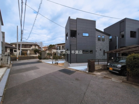 ��t����t�s�Ԍ���撩���P�u5���ڂ̐V�z��ˌ��Ă̑O�ʓ��H�܂ތ��n�ʐ^