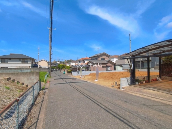 ��t����t�s��t��݂��1���ڂ̐V�z��ˌ��Ă̑O�ʓ��H�܂ތ��n�ʐ^