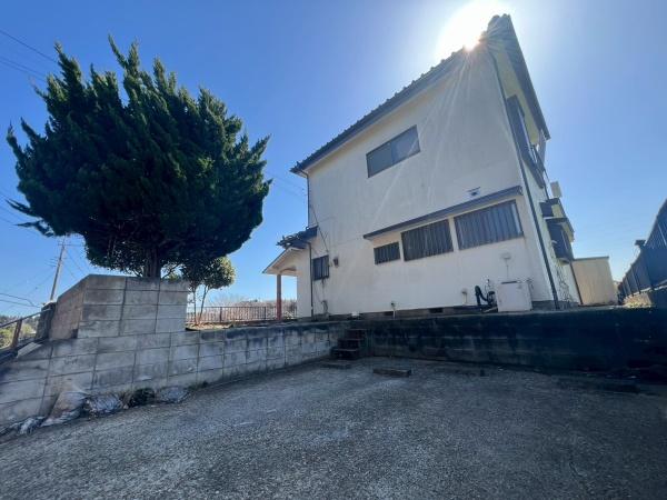 ��t����t�s��t�摽���c�� 1122-1�̒��È�ˌ��Ă̒��ԏ�