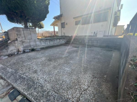 ��t����t�s��t�摽���c�� 1122-1�̒��È�ˌ��Ă̒��ԏ�