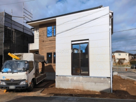 ��t���l�X���s�����c�̐V�z��ˌ��Ă̌��n�O�ώʐ^