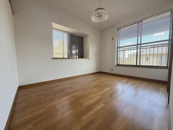 ��t����t�s��t�摽���c���̒��È�ˌ��Ă̗m��