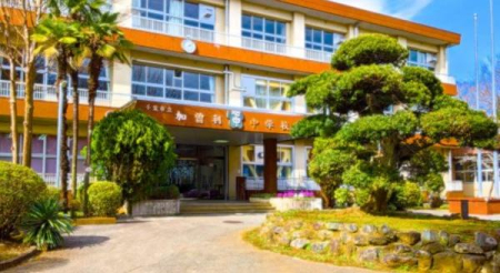 ��t����t�s��t����]���� 1032-36�̓y�n�̎��ӊ�