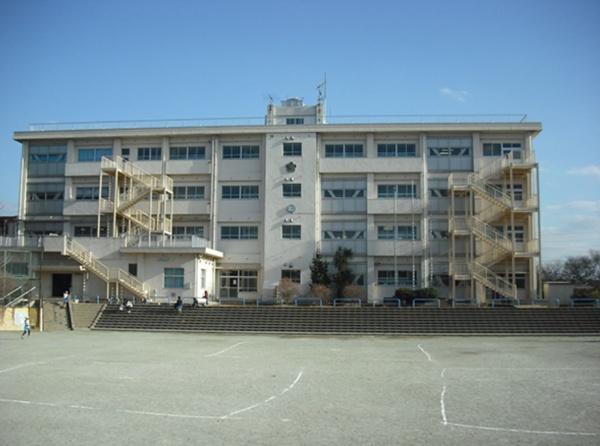 ��t����t�s��t����]���� 1032-36�̓y�n�̎��ӊ�