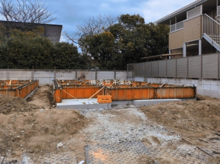 ��t����t�s���l��^��1���ڂ̐V�z��ˌ��Ă̌��n�O�ώʐ^