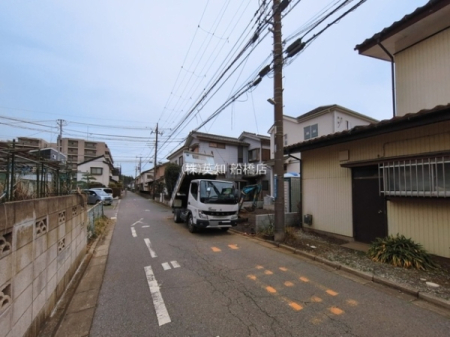 ��t���K�u��s���K�u��8���ڂ̐V�z��ˌ��Ă̑O�ʓ��H�܂ތ��n�ʐ^