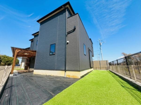 ��t���l�X���s����̒��È�ˌ��Ă̌��n�O�ώʐ^