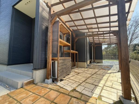 ��t���l�X���s����̒��È�ˌ��Ă̂��̑�