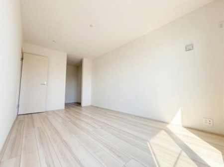 ��t���l�X���s����̒��È�ˌ��Ă̗m��