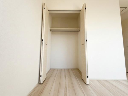 ��t���l�X���s����̒��È�ˌ��Ă̎��[